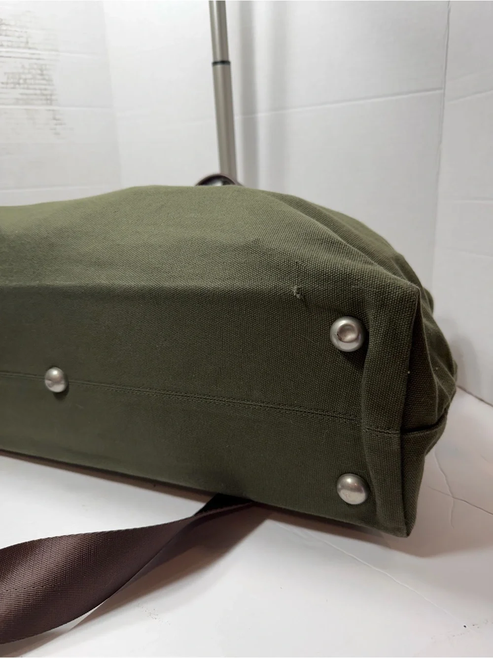 Line of Trade Canvas Weekender Bag Olive Green